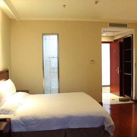 Greentree Inn Jiangsu Changzhou Liyang East Nanhuan Road High Speed Rail Station Business Hotel Esterno foto